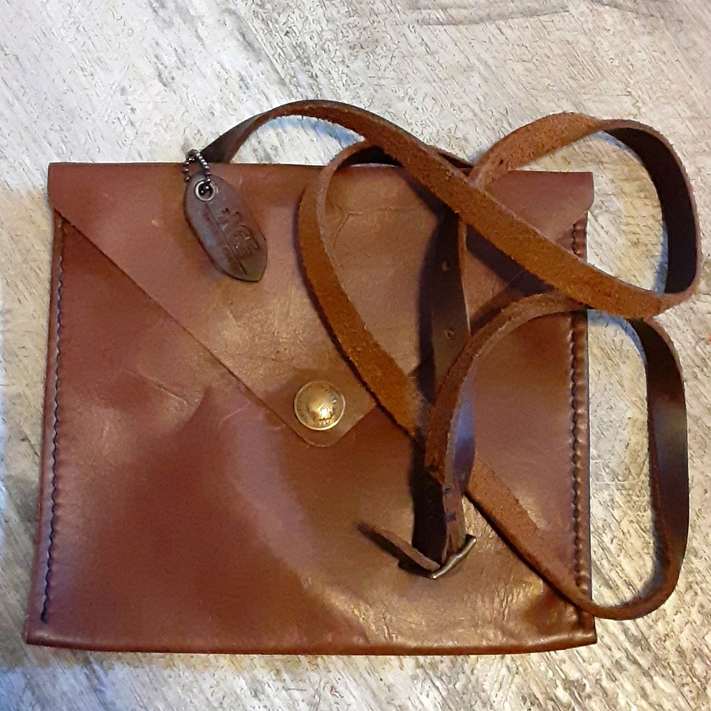 1907 dated antique leather purse